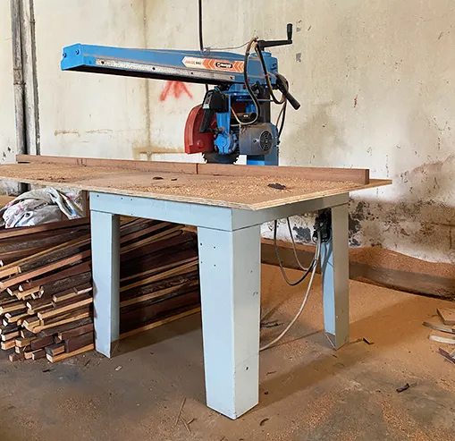 Radial AWM Saw